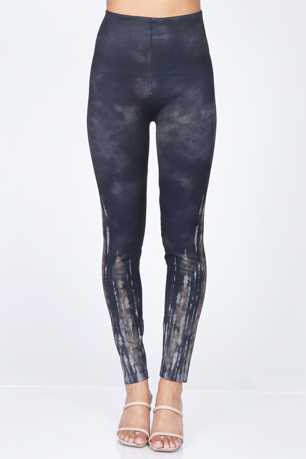 M. Rena Subtle Rising Streaks Print Leggings